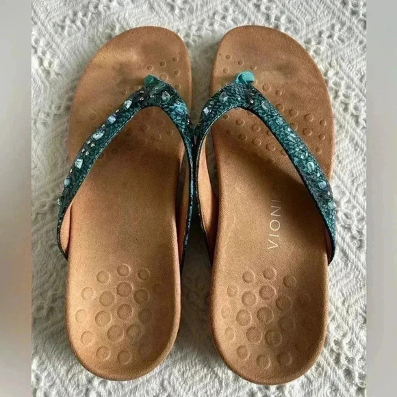 Vionic Women Lucia Toe Post Thong Snake Print Leather Rhinestone Sandal Size 10 - Picture 2 of 7